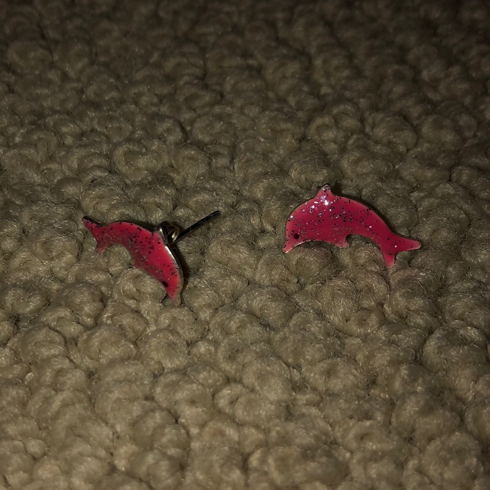 stud earrings